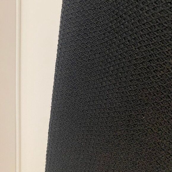 Vintage St. John Collection Black Textured Comact Bouclé Knit Skirt, Size 8 - Picture 5 of 8